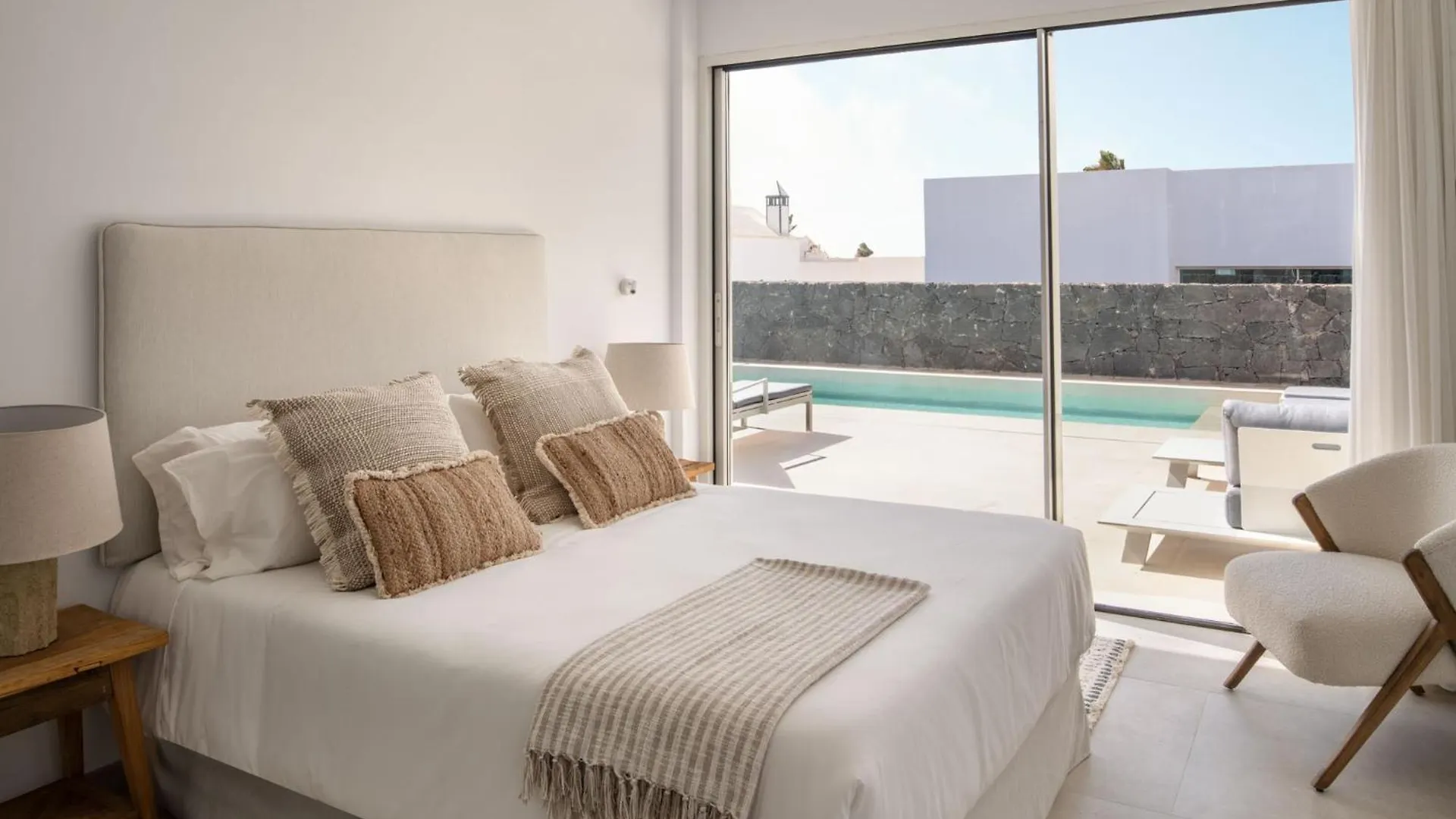 ***** Resort Villas Alondra Puerto del Carmen  Spain