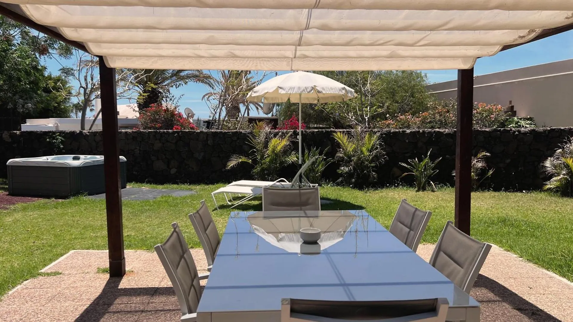 Villas Alondra Puerto del Carmen  Resort